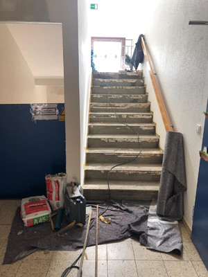 Bild: Sanierung der Treppe